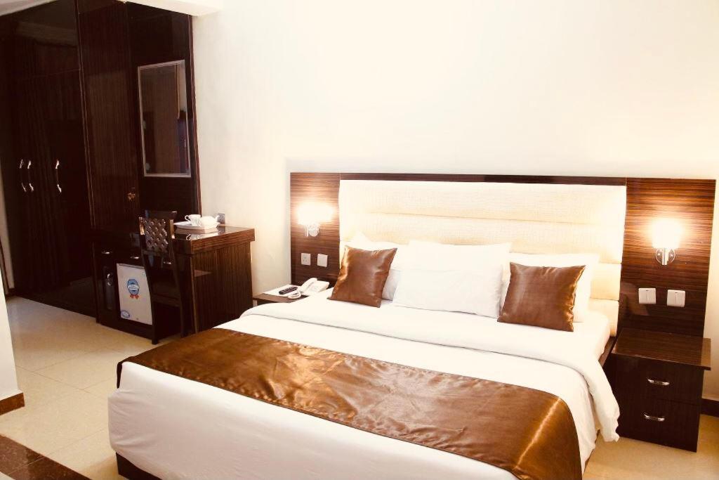 E-Suites Hotel, Abuja Exterior foto